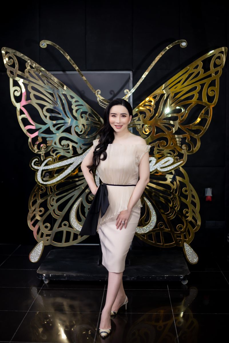 Call Me a Thai Trans  Woman Billionaire