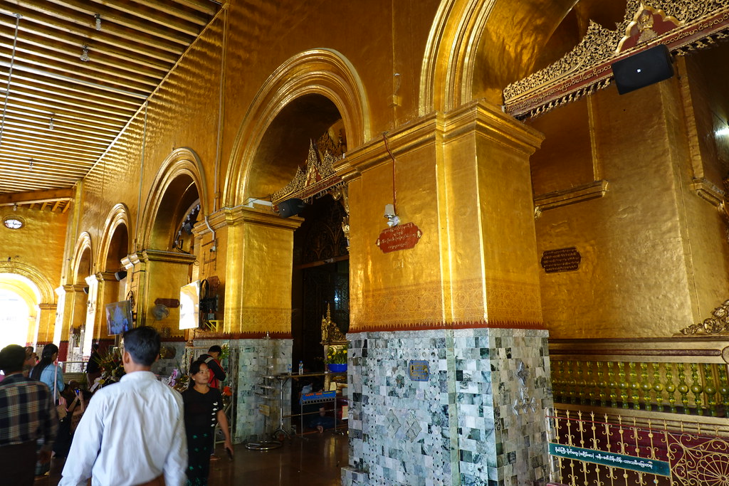 inside mahamuni temple