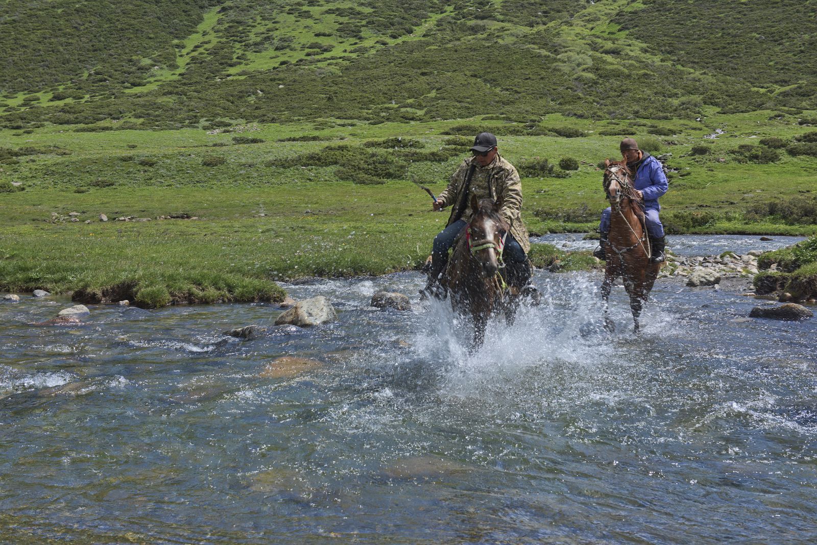 Kyrgyzstan: Swiss Mountain Paradise In Central Asia