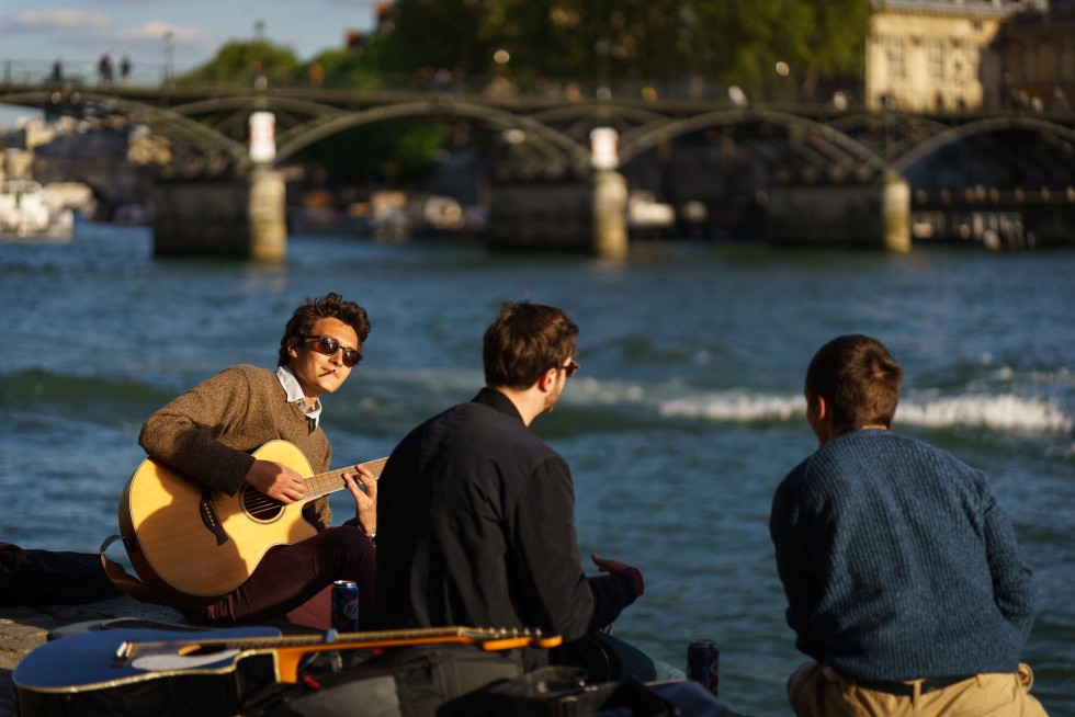 There is an abundance of outdoor activities in Paris, especially around tourist attractions and along the Seine