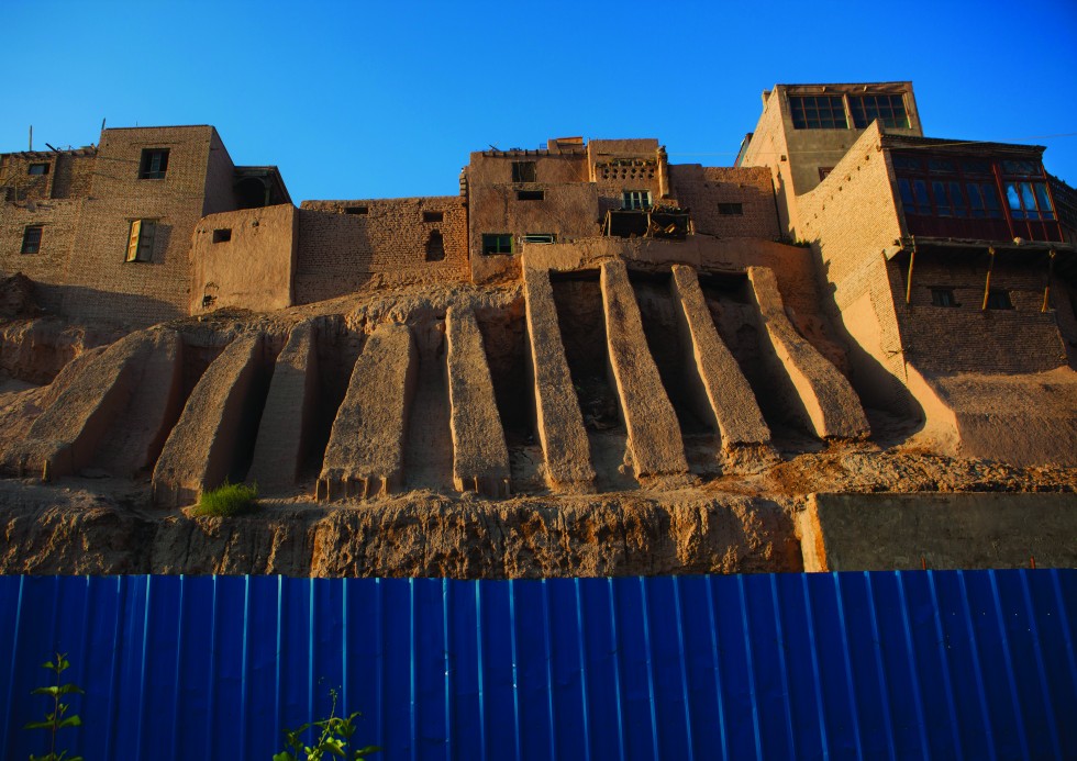 Kashgar: Many houses have already been destroyed by Chinese bulldozers. The government initiated a plan to rebuild the area. Officially this is due to seismic danger and unsanitary conditions. 65,000 Uighur families must be relocated into suburban housing projects. The Uighurs now make up only 60% o