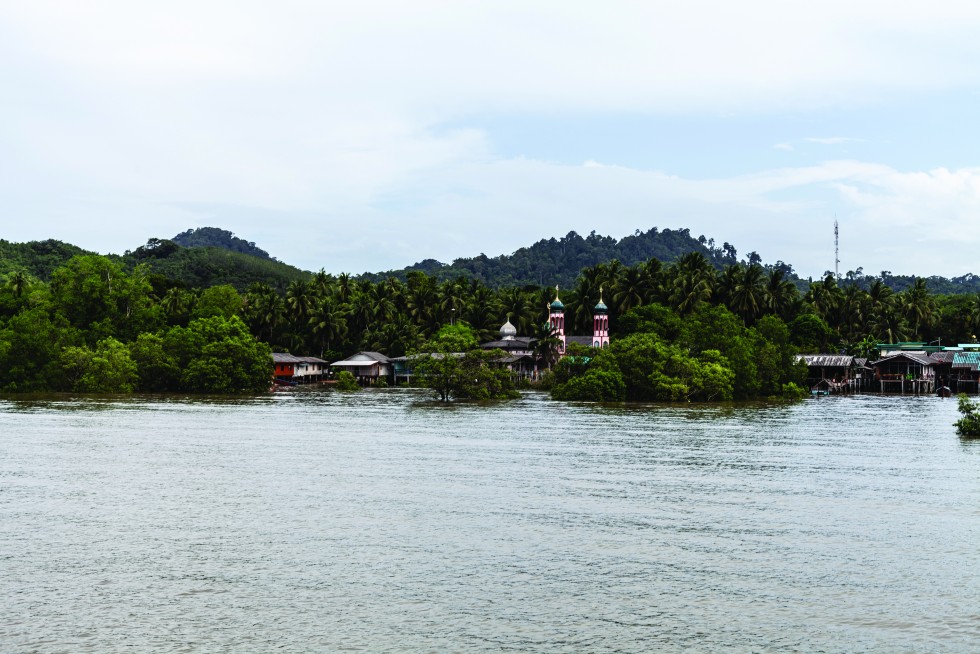 Many of the settlements and even some mosques are situated on stilts above the water.
