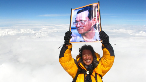 Vitidnan Rojanapanich - The First Thai climber to conquer Everest.