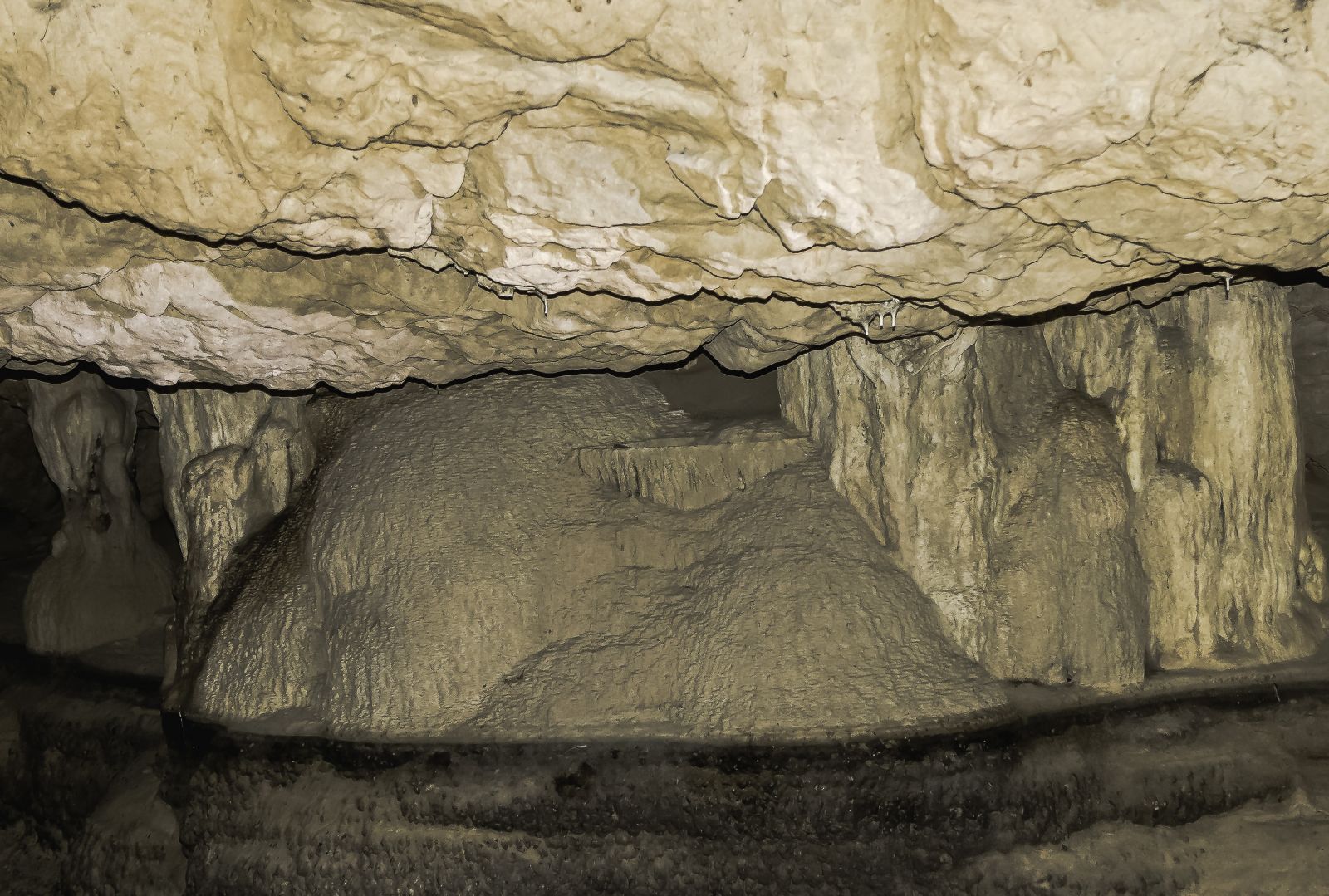 Amazing Thai Caves