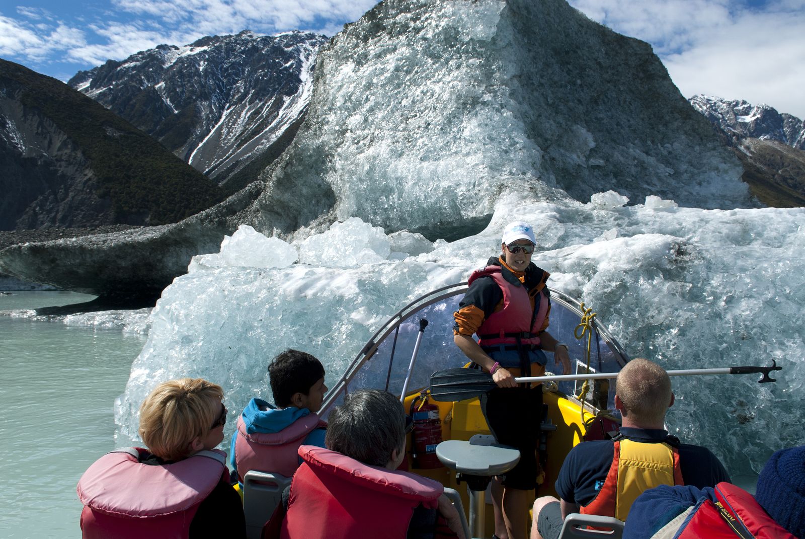 In New Zealand, two islands, two peoples – two very different experiences